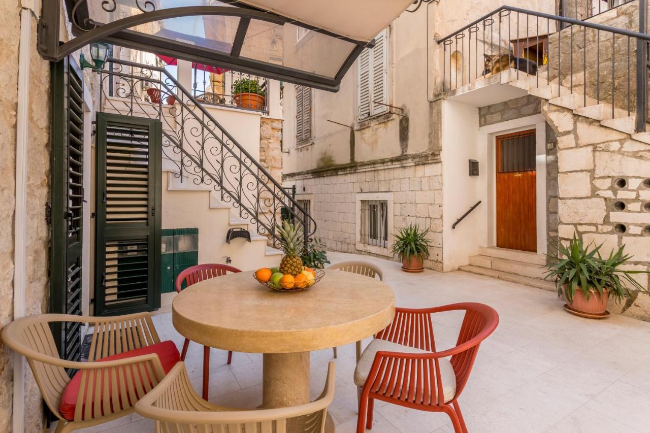Apartments And Rooms Villa Erede سبليت المظهر الخارجي الصورة
